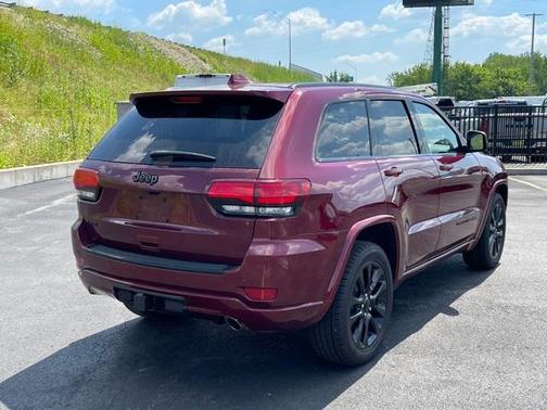 2017 Jeep Grand Cherokee Altitude