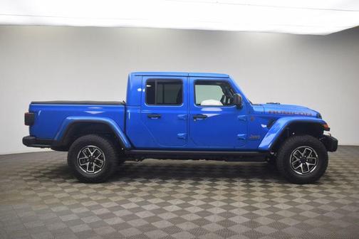Hydro Blue Pearlcoat 2026 Jeep Gladiator Rubicon