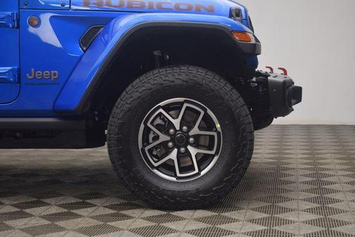 Hydro Blue Pearlcoat 2026 Jeep Gladiator Rubicon