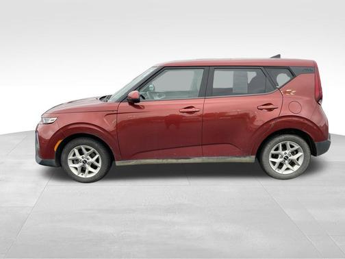 Mars Orange 2022 Kia Soul LX