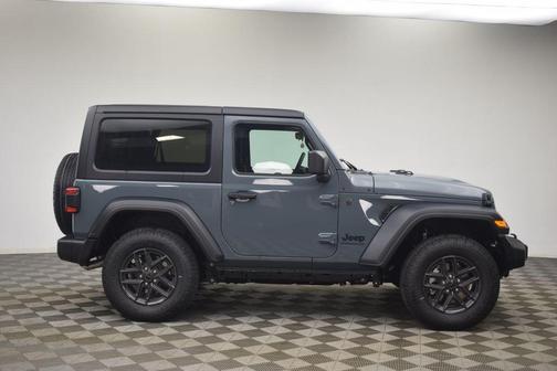 Anvil Clearcoat 2026 Jeep Wrangler Sport