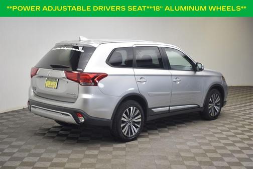 2019 Mitsubishi Outlander SE