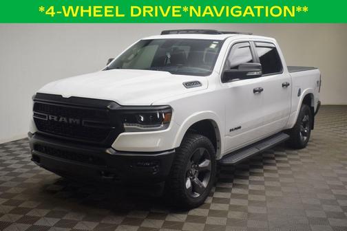 Bright White Clearcoat 2021 RAM 1500 Big Horn