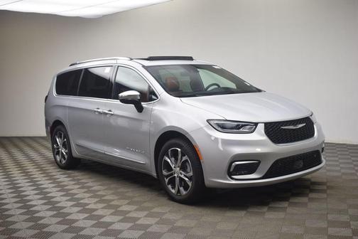 2026 Chrysler Pacifica Pinnacle