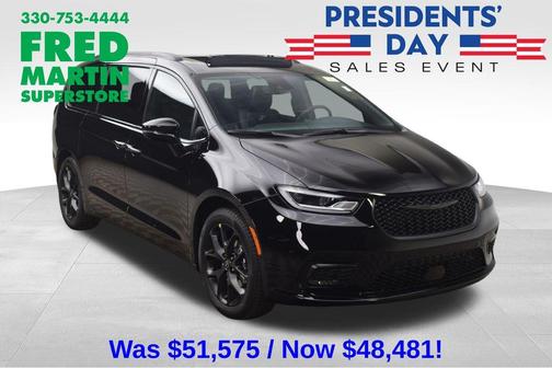 2026 Chrysler Pacifica Select