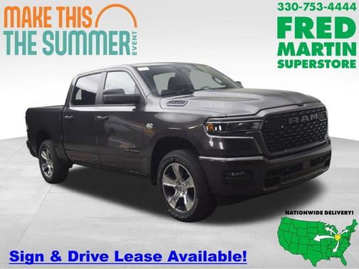Granite Crystal Clearcoat Metallic 2026 RAM 1500 Express