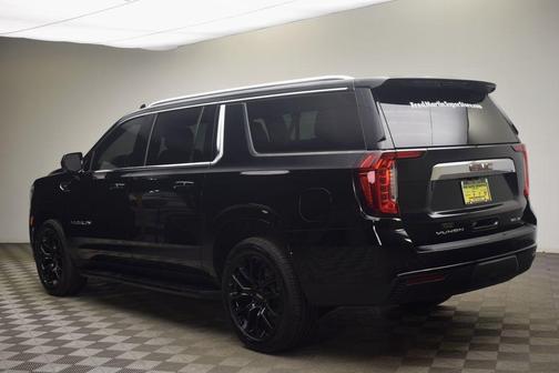 2022 GMC Yukon XL SLE