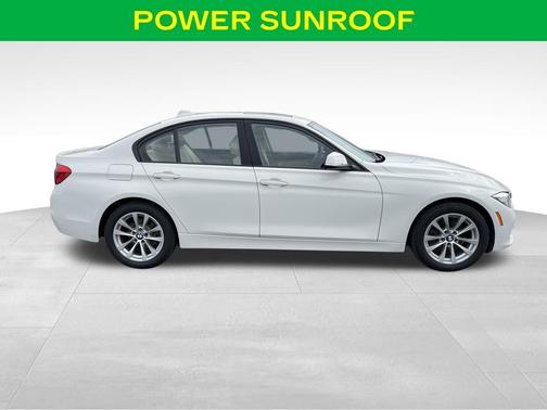 Alpine White 2017 BMW 320 i xDrive