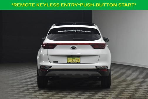 Snow White Pearl 2020 Kia Sportage S
