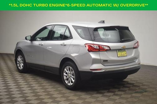 Silver Ice Metallic 2018 Chevrolet Equinox LS