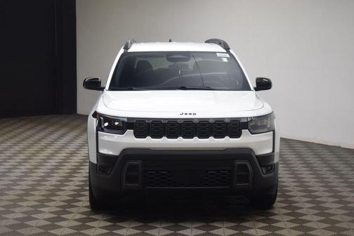 Bright White Clearcoat 2026 Jeep Cherokee LAREDO/LIMITED