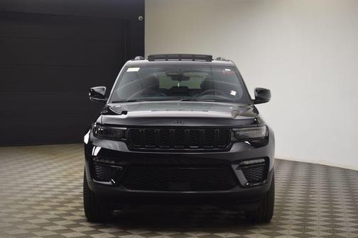 Diamond Black 2025 Jeep Grand Cherokee Limited