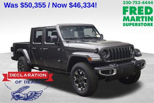 Granite Crystal Clearcoat Metallic 2026 Jeep Gladiator Sport