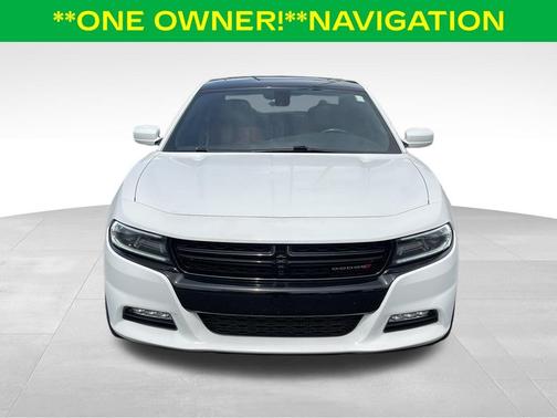 Bright White Clearcoat 2015 Dodge Charger SXT
