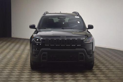 Diamond Black 2026 Jeep Cherokee LAREDO/LIMITED