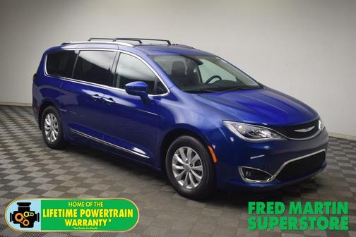 2018 Chrysler Pacifica Touring-L