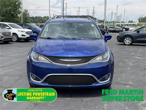 2018 Chrysler Pacifica Touring-L