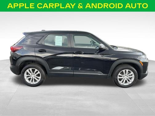 Mosaic Black Metallic 2023 Chevrolet Trailblazer LS