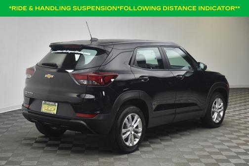 Mosaic Black Metallic 2023 Chevrolet Trailblazer LS