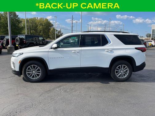 2022 Chevrolet Traverse LT Cloth
