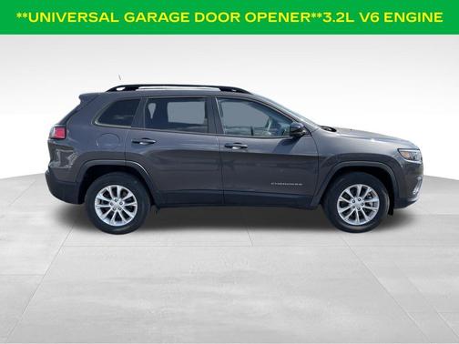 Granite Crystal Clearcoat Metallic 2022 Jeep Cherokee Latitude Lux