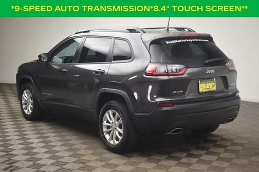 Granite Crystal Clearcoat Metallic 2022 Jeep Cherokee Latitude Lux