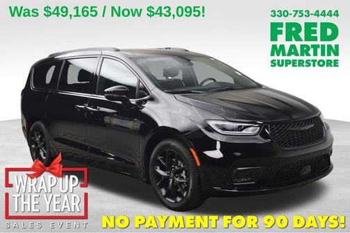 2026 Chrysler Pacifica Select