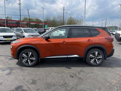 2023 Nissan Rogue SL