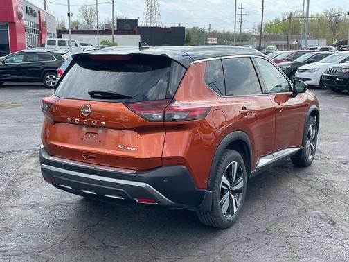 2023 Nissan Rogue SL