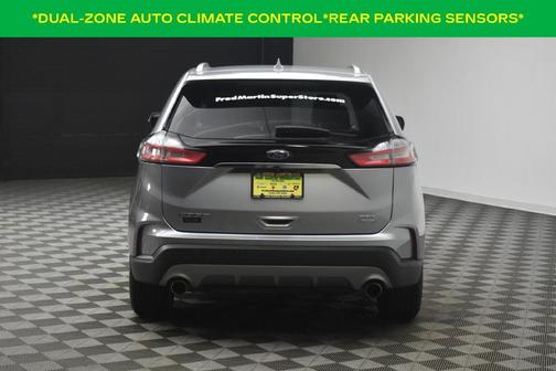 Silver Metallic 2020 Ford Edge SEL