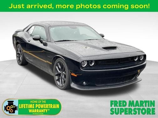 Pitch Black Clearcoat 2022 Dodge Challenger R/T