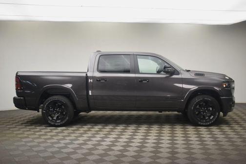 Granite Crystal Clearcoat Metallic 2026 RAM 1500 Big Horn/Lone Star