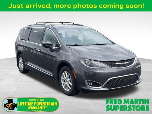 2020 Chrysler Pacifica Touring-L