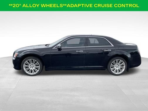 Black Clearcoat 2011 Chrysler 300C