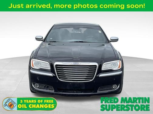 Black Clearcoat 2011 Chrysler 300C