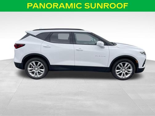 Summit White 2019 Chevrolet Blazer