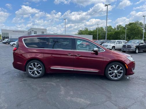 2017 Chrysler Pacifica Limited