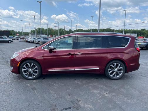 2017 Chrysler Pacifica Limited