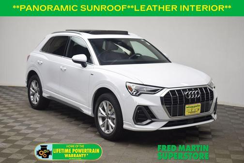 2022 Audi Q3 45 S line Premium