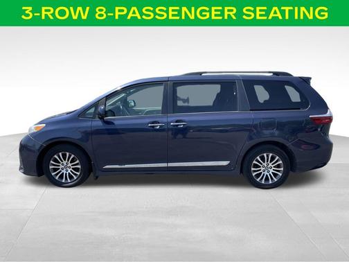 Pearl 2018 Toyota Sienna XLE
