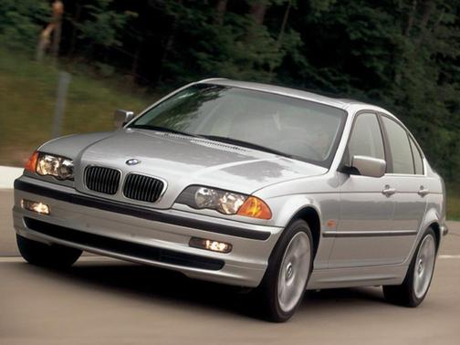 2000 BMW 323 i