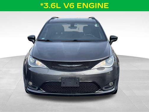 2019 Chrysler Pacifica Touring-L Plus