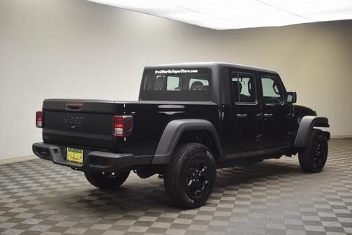 2023 Jeep Gladiator Sport
