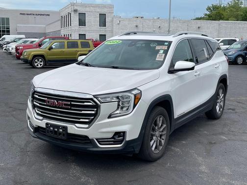 2022 GMC Terrain SLT