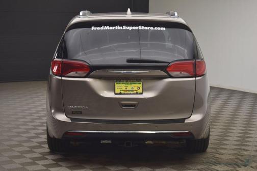 2018 Chrysler Pacifica Touring-L Plus