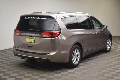 2018 Chrysler Pacifica Touring-L Plus