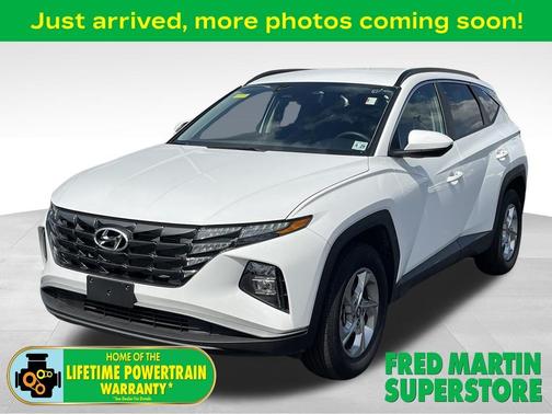 White Pearl 2024 Hyundai TUCSON SEL