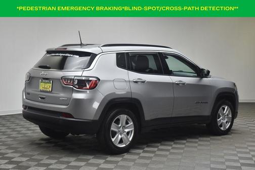 Billet Silver Metallic Clearcoat 2022 Jeep Compass Latitude