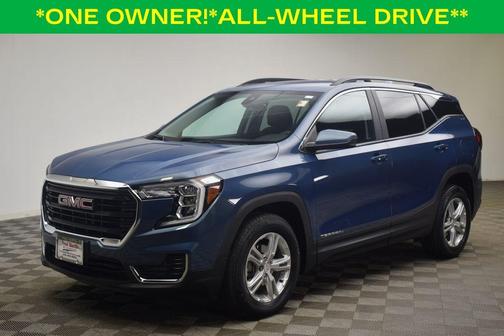 Metallic 2024 GMC Terrain SLE