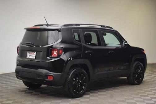 2017 Jeep Renegade Altitude